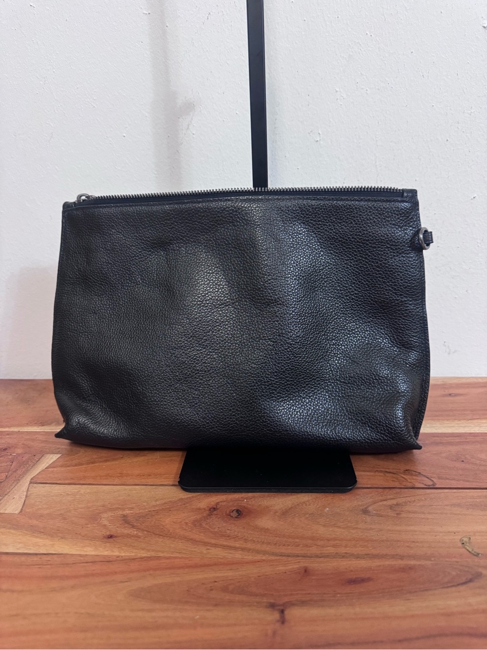 Coach - Picture 2 of 5